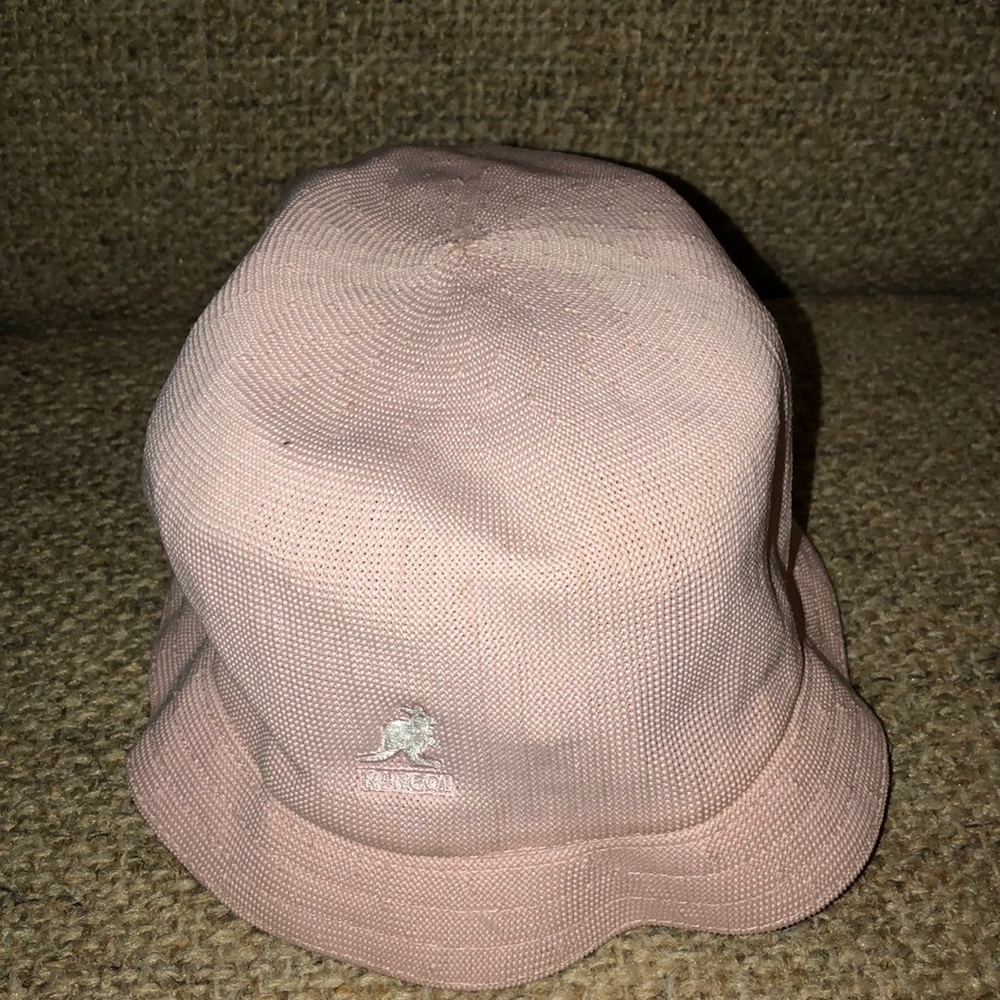 Brand new light pink Kangol